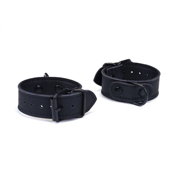 Liebe Seele - Wholesale Sex Toy - Vegan Fetish Wrist to Collar Restraint Set
