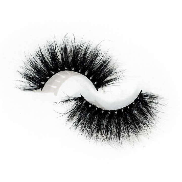 Fancy Lashes for wholesale by Prados Beauty