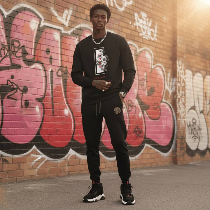 Bloom Bae Rouge/Blanc Floral Amour, Pull Infiniti pour la vente par Blade Infiniti LLC