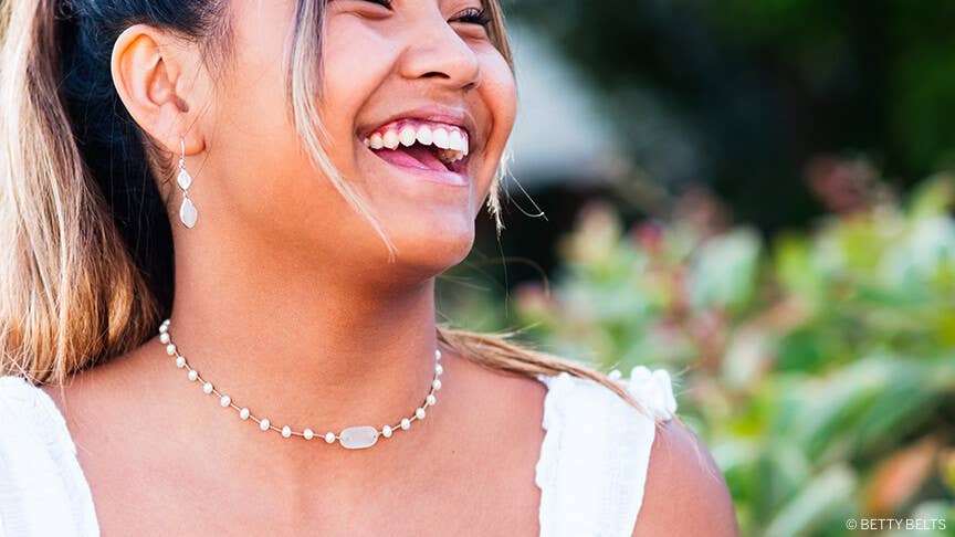 Betty Belts | Ocean Lovers® - Wholesale Choker/Collar - Malia Pearls & Sea Glass Choker2