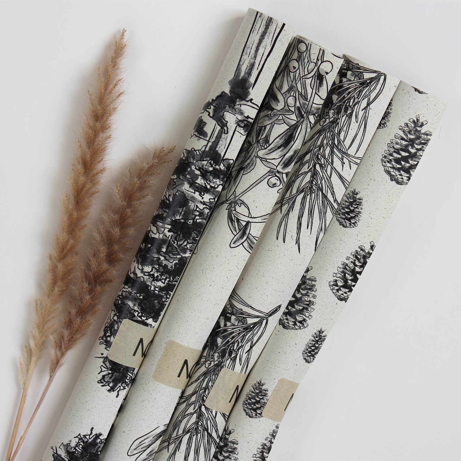 NOA Papeterie - Wholesale Wrapping Paper Roll - Gift wrap roll made of grass paper, length: 300cm, cones5