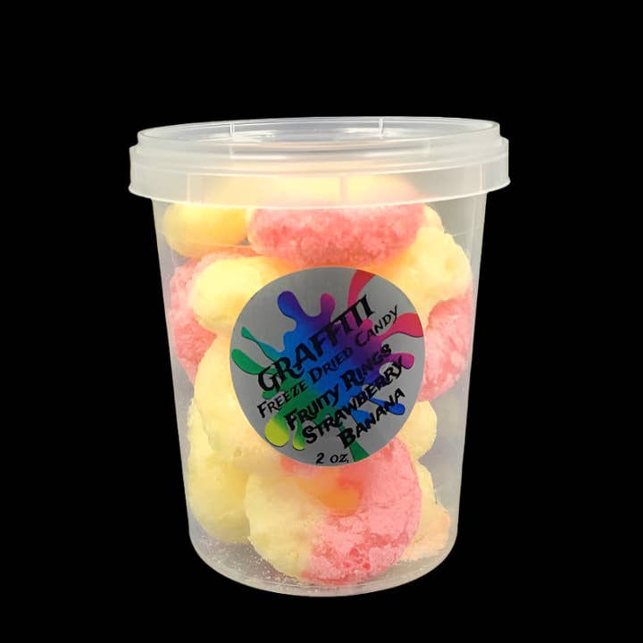 Fruity Rings - Jordbær Banan Frysetørret Slik for engroshandel hos Graffiti Snacks LLC
