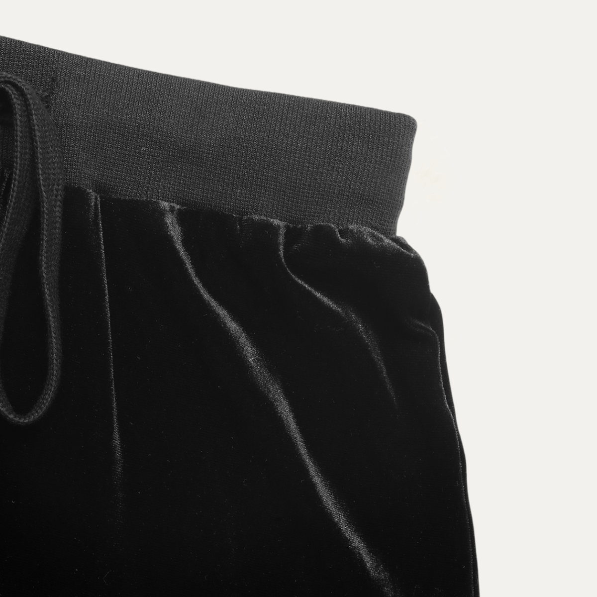 Preto Calças Confortáveis de Veludo Preto de Cintura Alta e Pernas Largas para venda a revendedores na Faire2