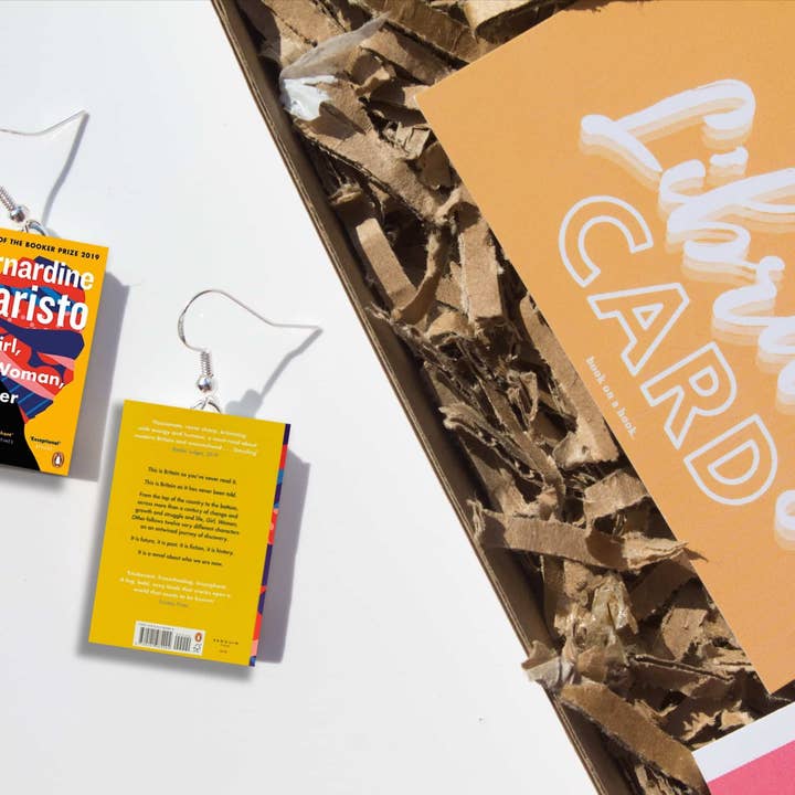 Girl Woman Altro | Bernardine Evaristo | Libro in miniatura per la vendita all'ingrosso da parte di bookonahookco