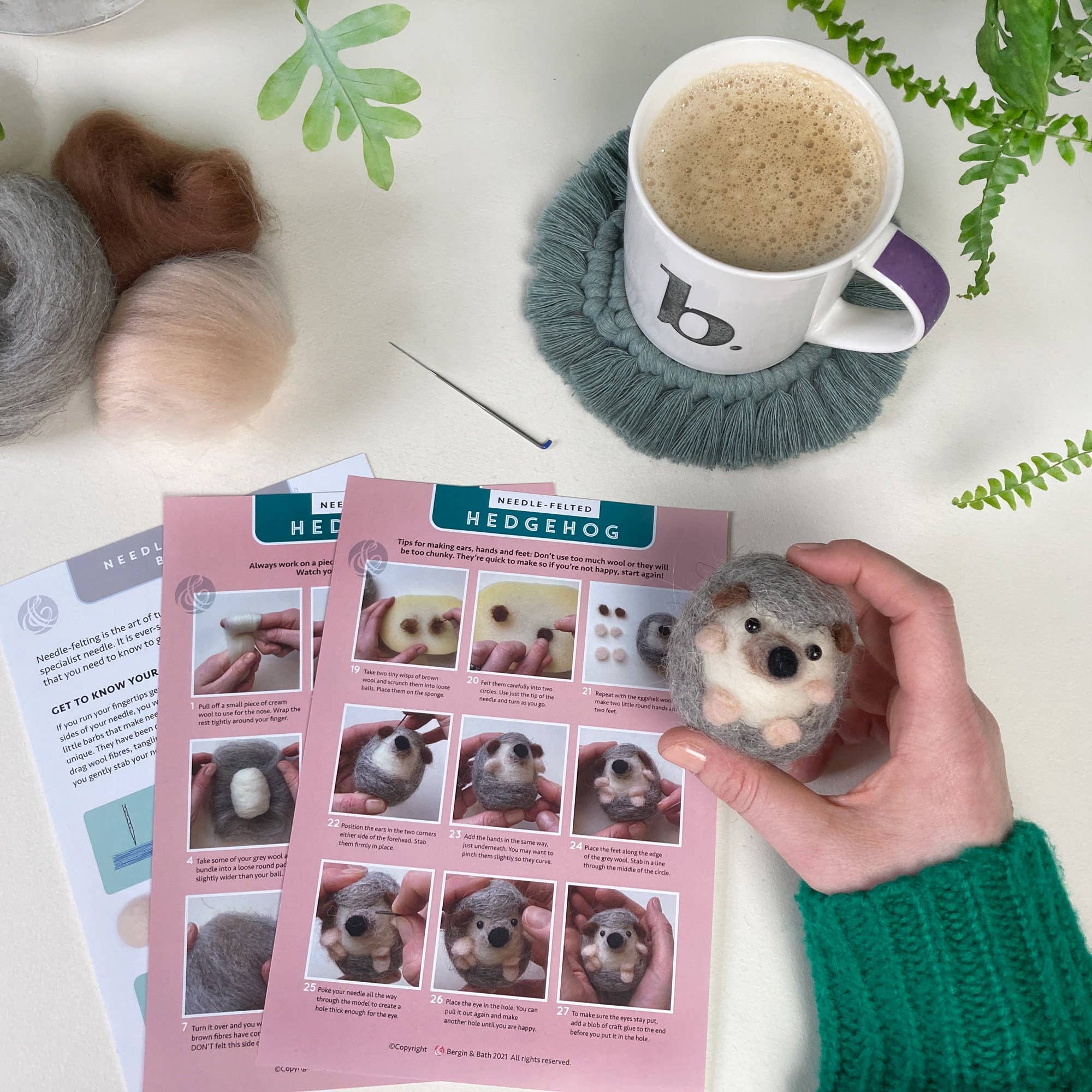 Bergin & Bath - Wholesale DIY Craft Kit - Needle Felting Kit, Hedgehog, Beginners, Creative Gift Idea9