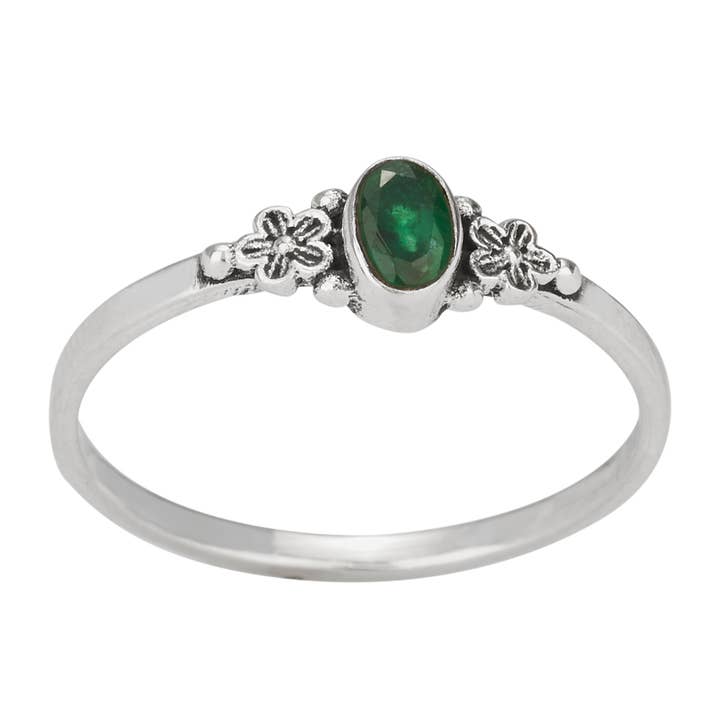 Anillo de plata esterlina y esmeralda para venta al por mayor de Tiger Mountain Jewelry