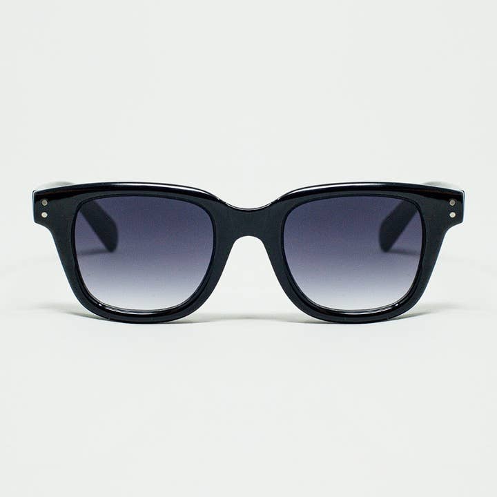 Schwarz dicke schwarze quadratische Delta-Sonnenbrille für den Großhandel auf Faire