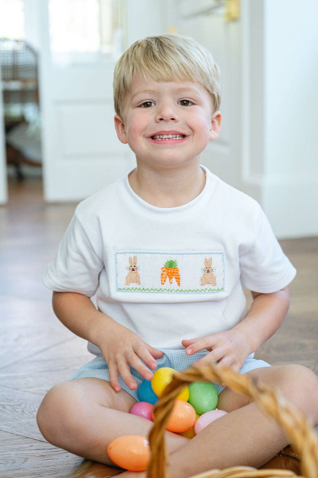 Ruth and Ralph - Wholesale Top & Short Set - Kids - Easter Bunny and Carrots Smocked Beau T-Shirt/Shorts Set1