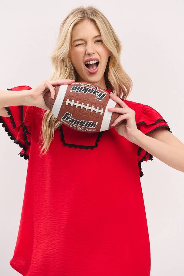 Sewn and Seen – Großhandel Bluse – Damen – Oberteil mit Rüschenärmeln und Muschelsaum11