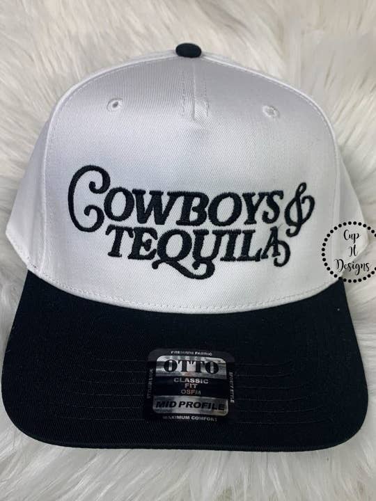 Chapeau brodé Cowboys et Tequila pour la vente par Cup It Designs