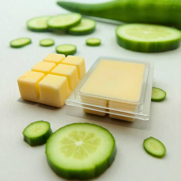 Aloe Vera & Cucumber White Label Clamshell Wax Melt for wholesale by Lunar Fragrances