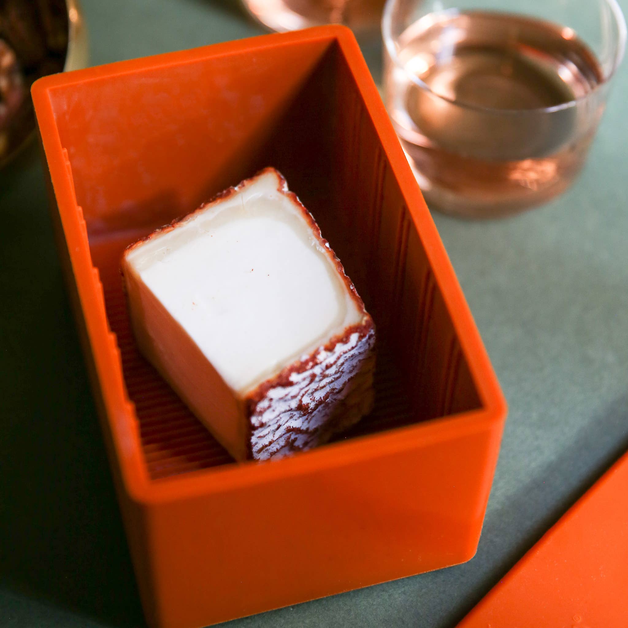 CapaBunga® - Wholesale Food Storage Container - Cheese Vault ® | Reusable | Artisan Cheese Storage6