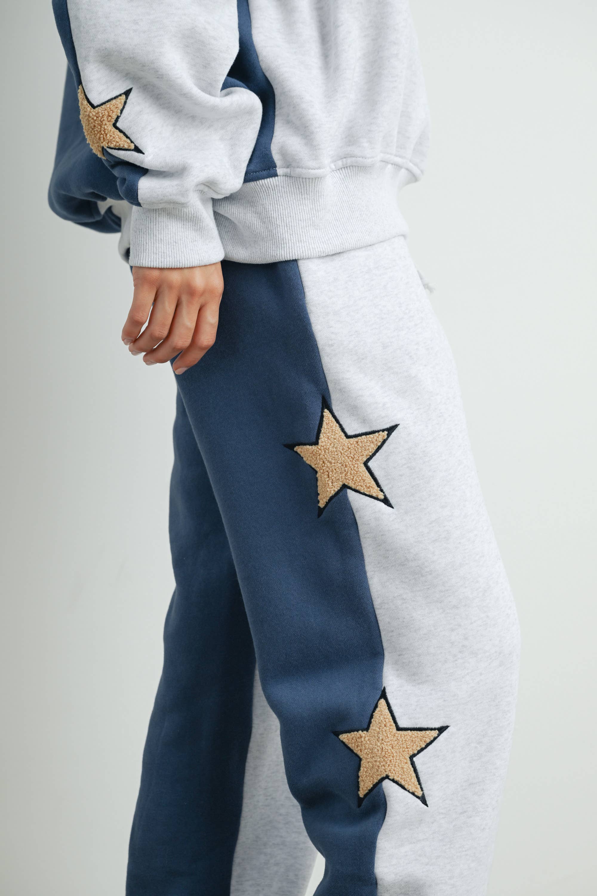 BUTTERMELON – wholesale Lounge Sweatpants/jogging bottoms – Women's – Color Block Sweatpants with Star Detail - BMP757024