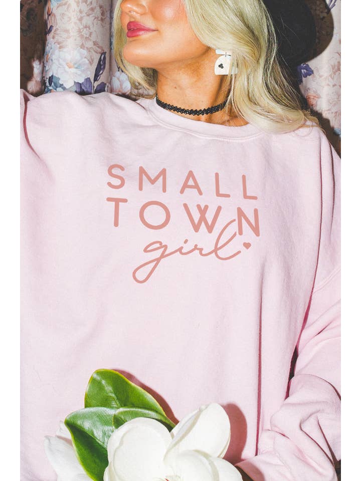 Bella Me – wholesale Sweatshirt med tryck - Dam – Fall Small Town Girl Crewneck1