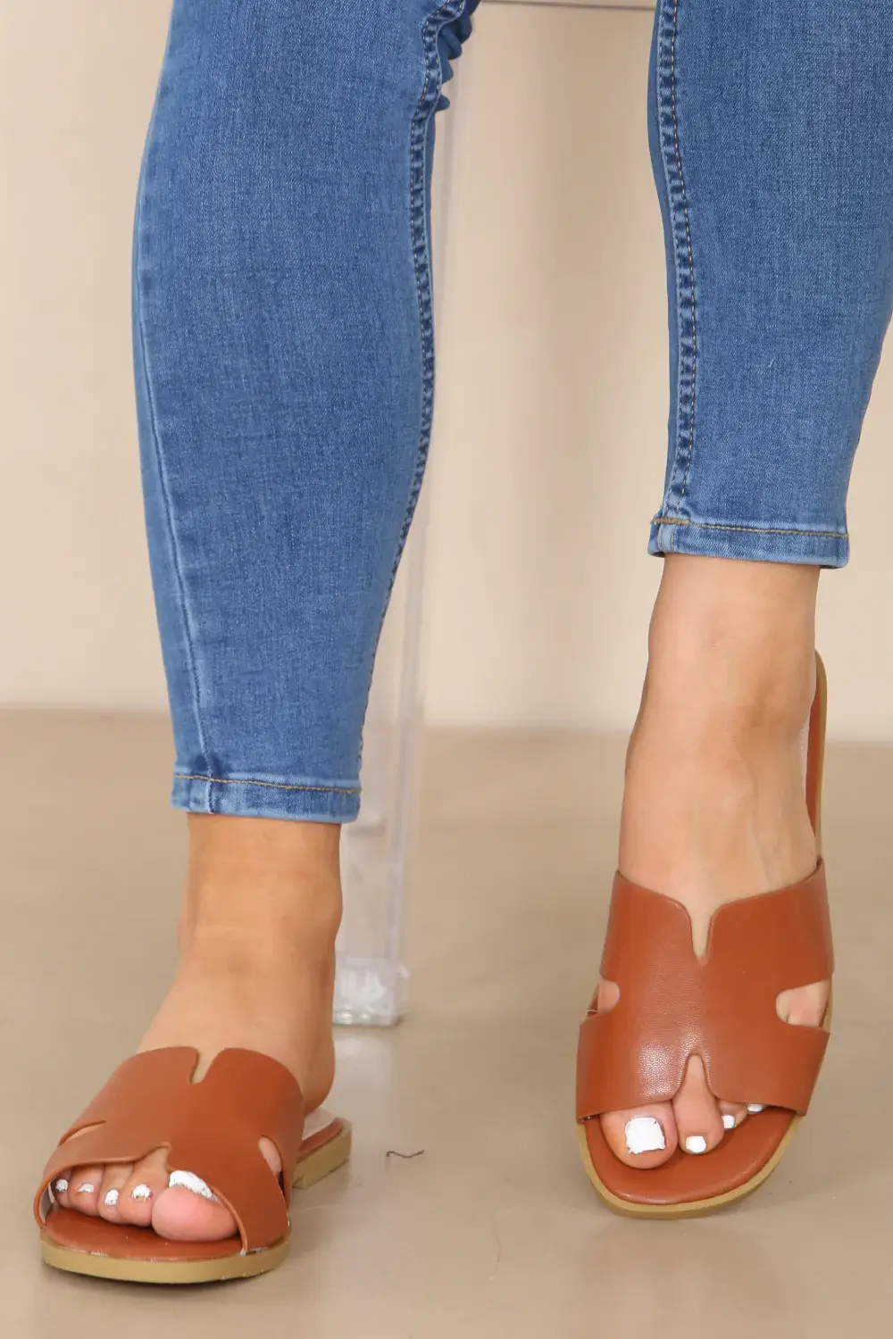 No Doubt Shoes – wholesale Sandals – Women's – WOMEN'S PU STRAP SUMMER FLAT FAUX LEATHER SANDALS 2