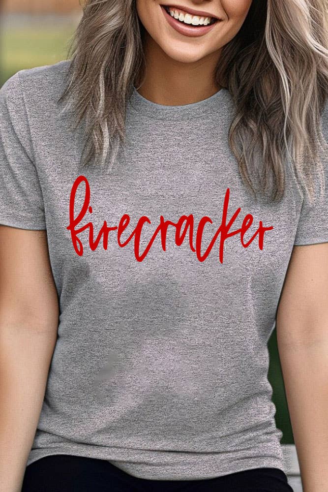 Top Avenue – T-shirt estampada - Mulher por atacado – Firecracker, 4 de Julho, PLUS T-Shirt Unissex Gola Redonda24