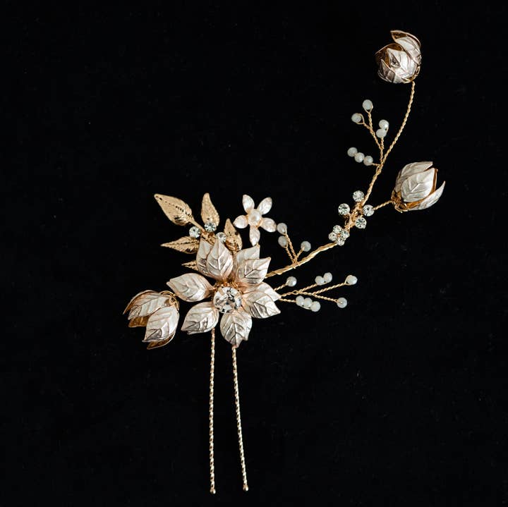 Brides and Belts - Wholesale Hair Pin - Esme Rose Gold Floral Hair Pin0