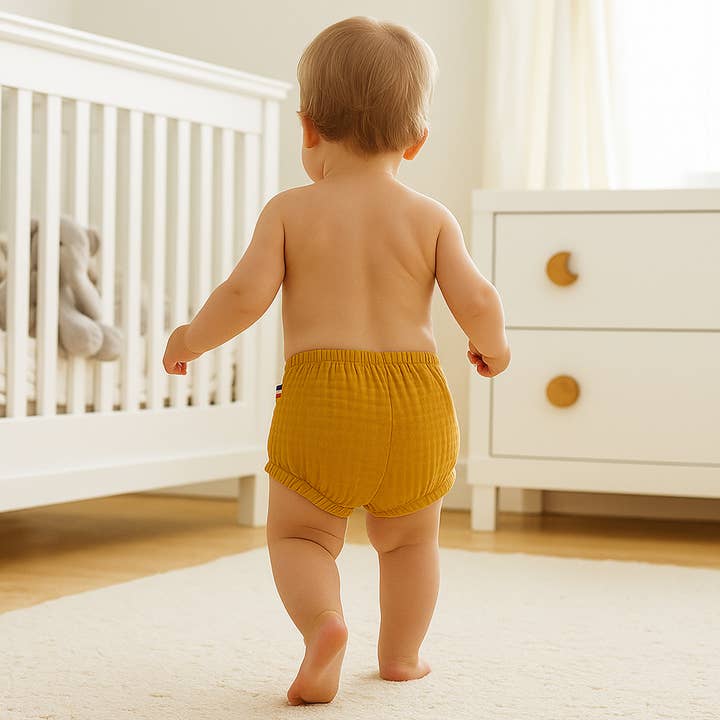 PAPATE - Wholesale Underwear/Diaper Cover - Baby - Organic Cotton Bloomers in Honey and Green
4