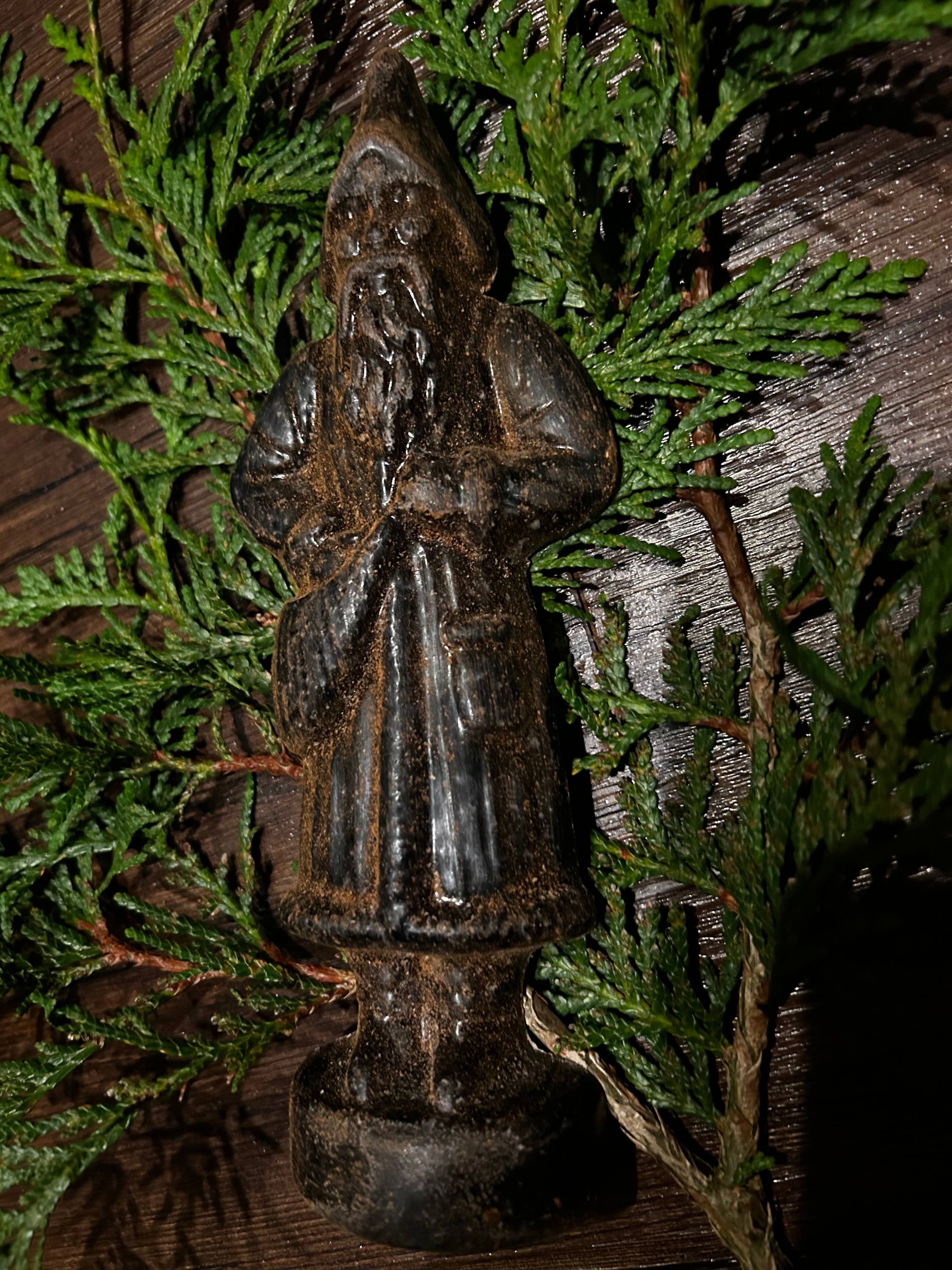 The Cranberry Cornstalk Co. - Wholesale Decorative Figurine - Belsnickle Santa Blackened Wax1