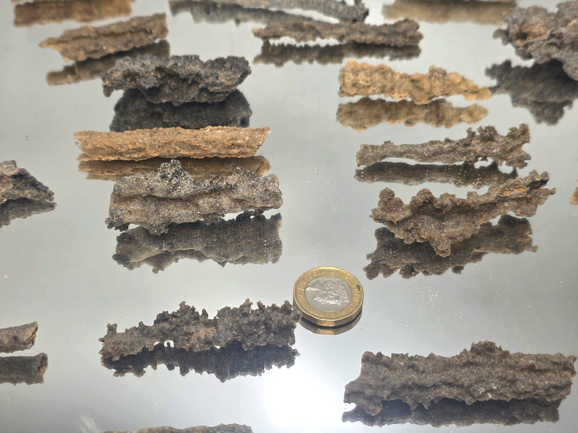 Distinction Crystals – wholesale Spiritual stone/crystal – Fulgurite Crystal Specimens- Lightning Stone (B2)2