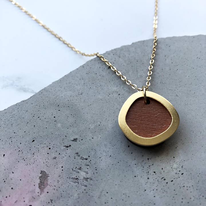 MicaPeet – Großhandel Kette mit Anhänger/Charm – Farbiger/goldener Kreisanhänger3