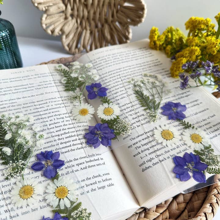 Petals & Pages by Grace - Wholesale Bookmark - lavender haze bookmark1