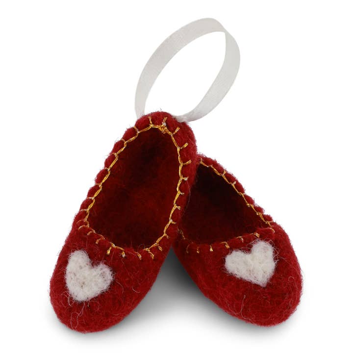 Ballerina Shoes w/Heart - Red w/Gold Embroidery for wholesale by Gry and Sif