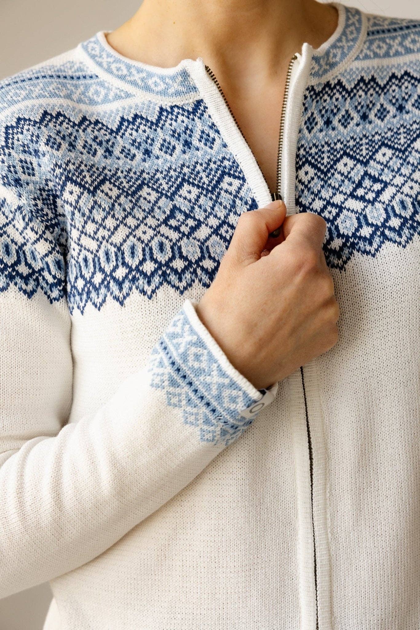 Susan Fosse AS - Wholesale Cardigan - Women's - Herdla Women's Cardigan3