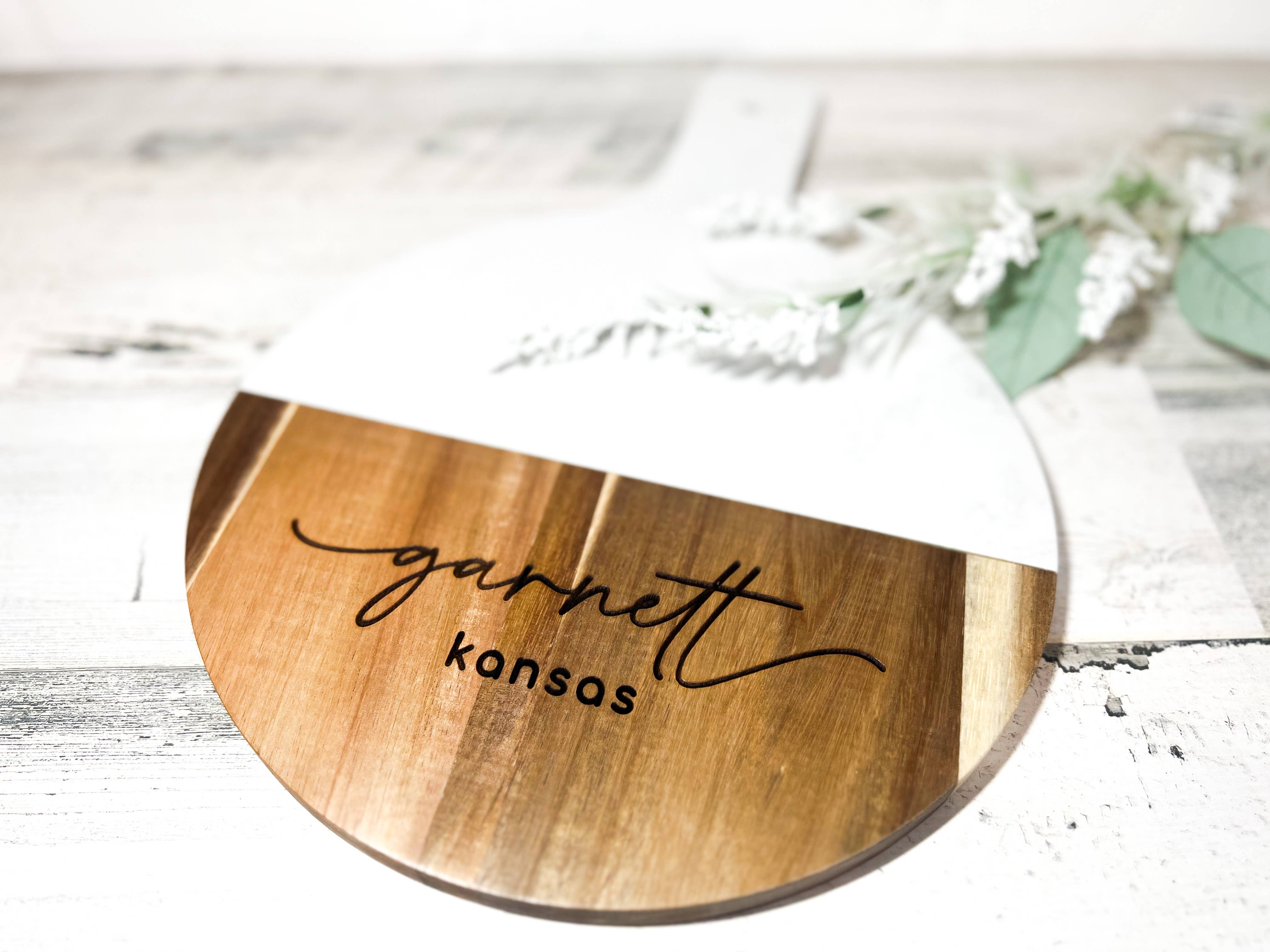 B-Cozy Home Decor – wholesale Skärbräda – Anpassad graverad trämarmor skärbräda, charkuteribräda5