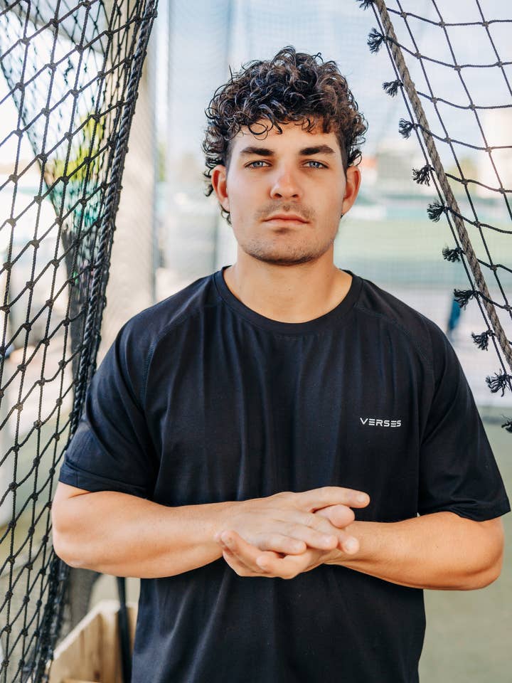 Verses Apparel Co - Wholesale T-Shirt - Men's - Legacy Tee - Black0