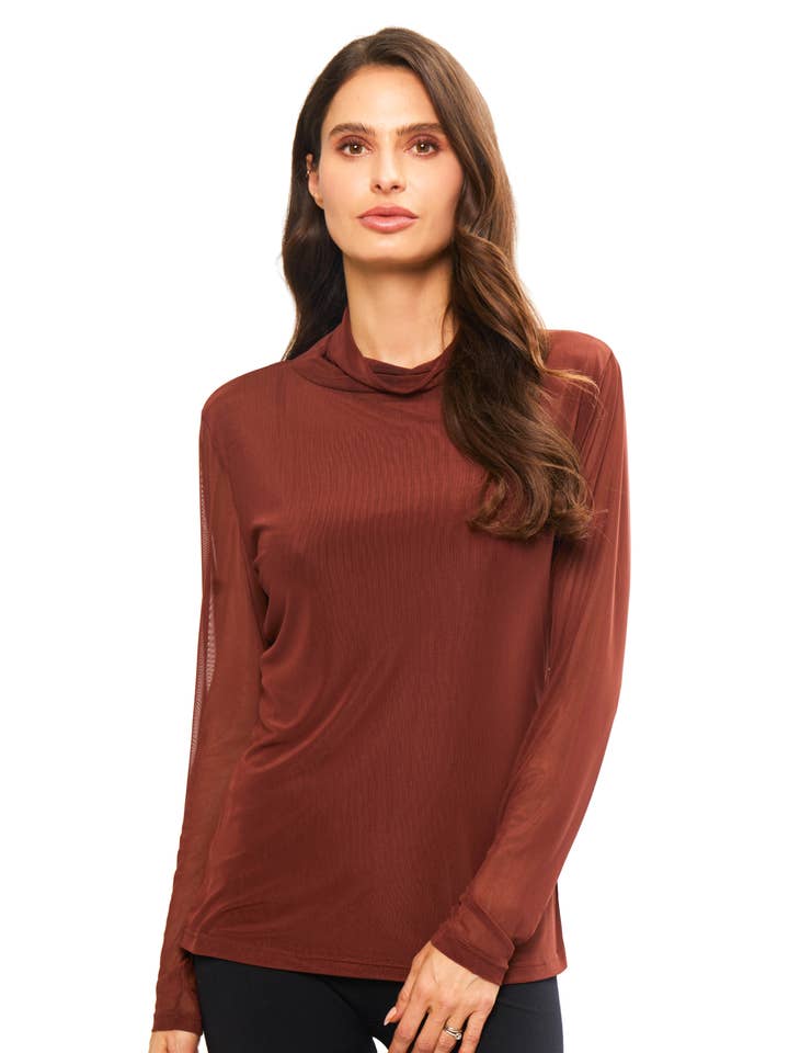 B9195-H - Haut à col bénitier en maille pour la vente par Adore