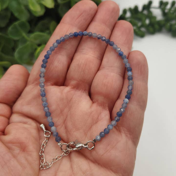 Meraki Gemstones - Vente Bracelet de perles - Bracelet en Aventurine Bleue Facettée 3MM avec Fermoir Couleur Argent6