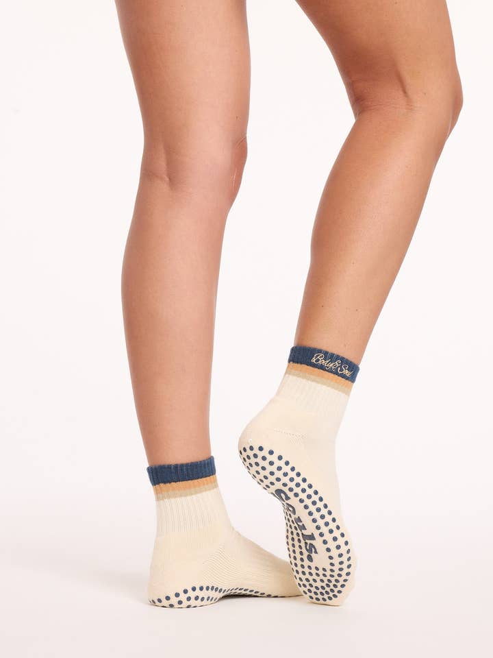 Souls. - Wholesale Socks - Women's - Body & Soul Grip Socks1