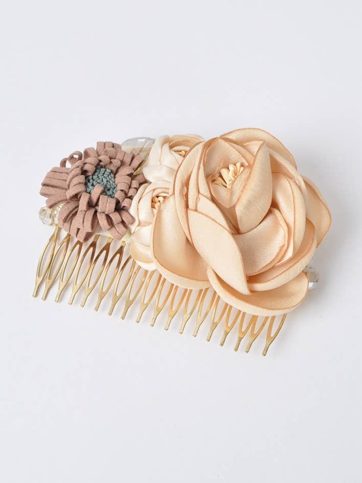 Metallic Comb With Assorted Flowers for wholesale by Victoria Moda