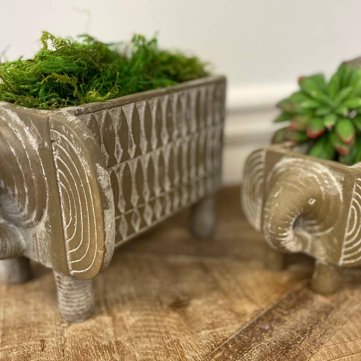 Vagabond Vintage – wholesale Plant pot – RESIN ELEPHANT PLANTER - LARGE