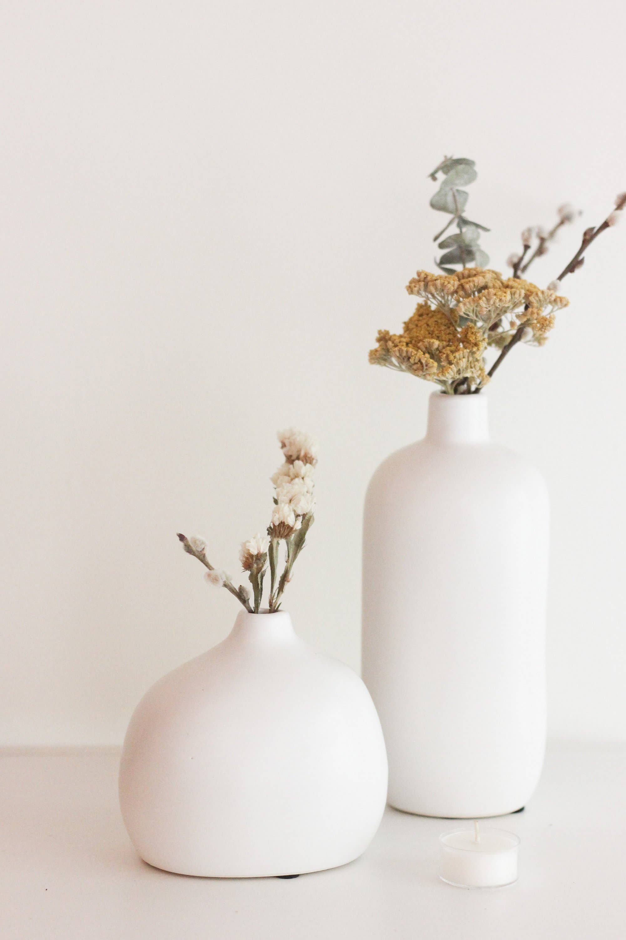 Sprout & About - Wholesale Vase - Bud Vases in Matte White7