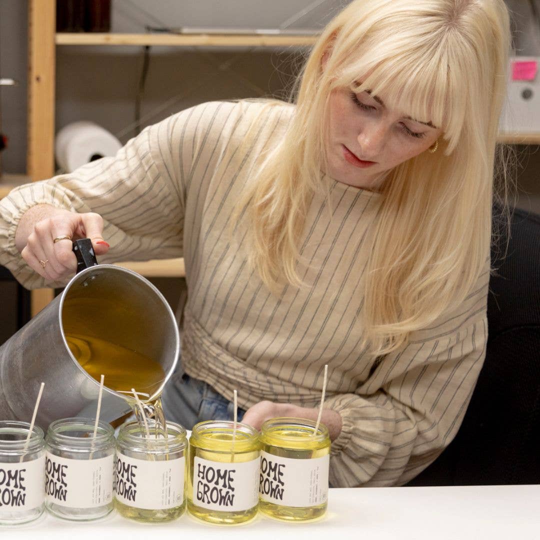 DOUCEUR POUDRÉE - BOUGIES POTS NICOLE (Extérieur biscuit