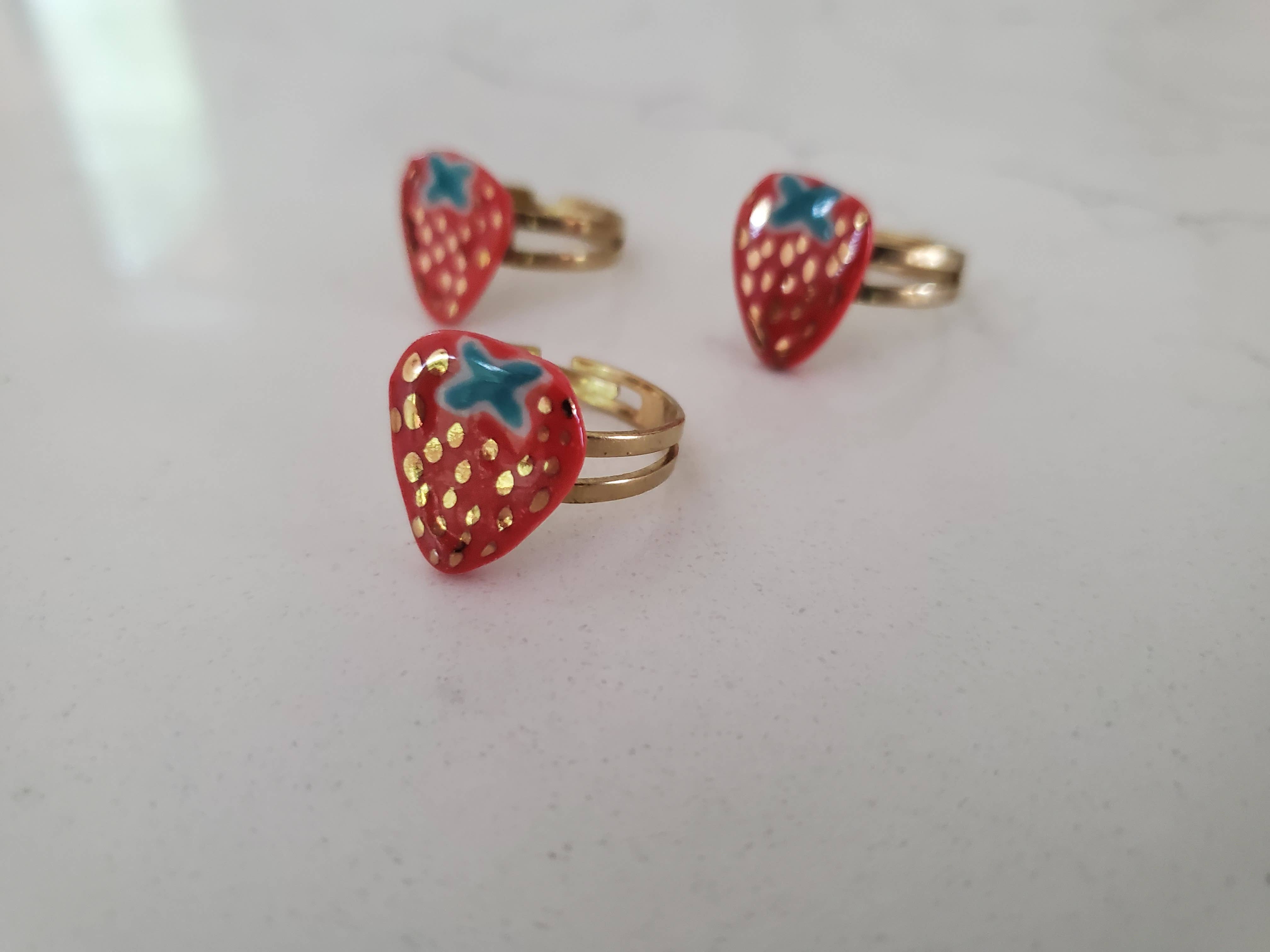 Crown & Heart - Vendita all'ingrosso Anelli cocktail/statement - Anello Strawberry1