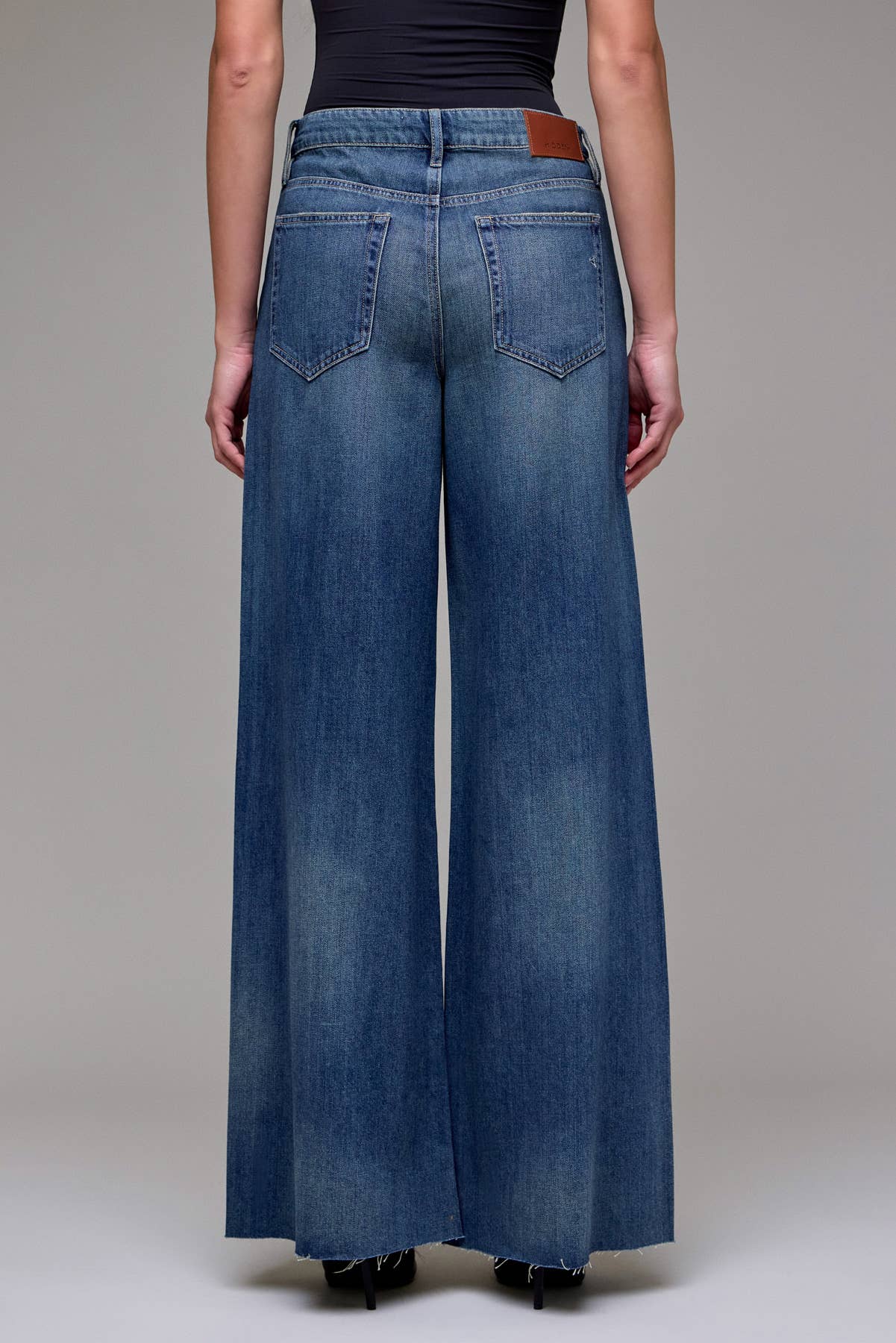 Hidden Jeans - Wholesale Jeans - Women's - Medium Vintage Clean Super Soft High Rise Super Wide Leg4
