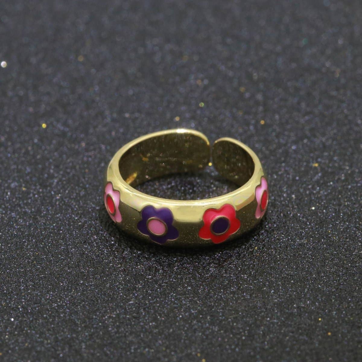 Aim Eternal – Anel de banda por atacado – Anel Ajustável Aberto com Margarida Dourada em Esmalte Joalharia Minimalista Empilhável Anel Midi S-021 ~ S-03015