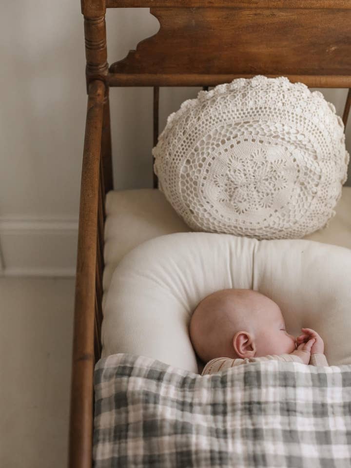 Ellie and Layne - Wholesale Bedding blanket – Kids & Baby - Evergreen Gingham QUILTED 6 Layer Gauze Blanket9