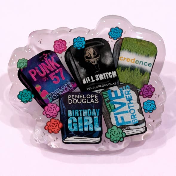 Penelope Douglas Acryl-Pin für den Großhandel von Posh Paperie