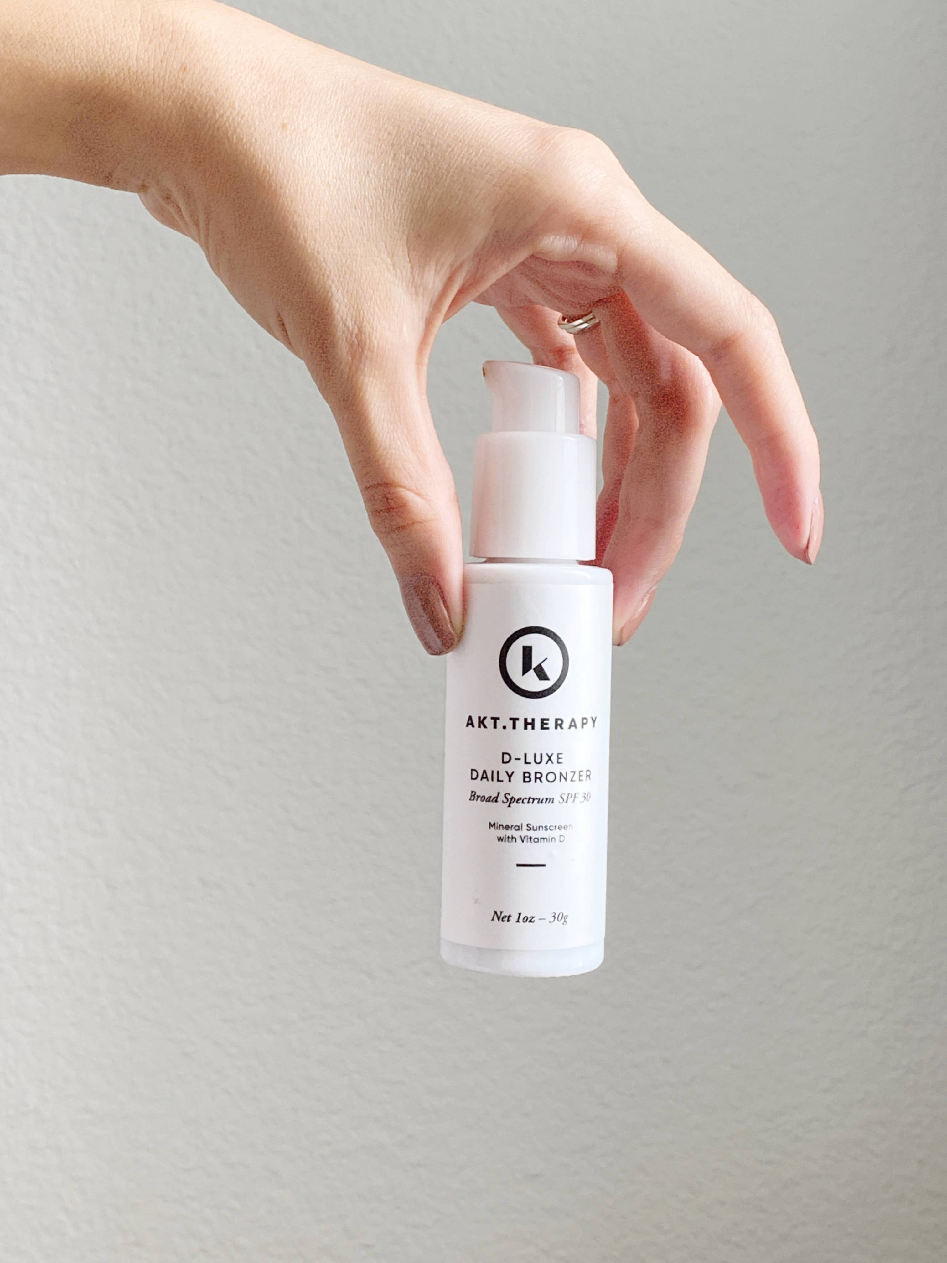 Akt Therapy - Wholesale Bronzer - D-Luxe Daily Bronzer