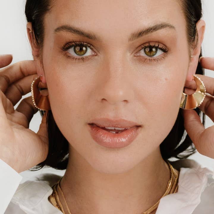 Ettika - Wholesale Hoop Earrings - Ripple Pave Hoops6