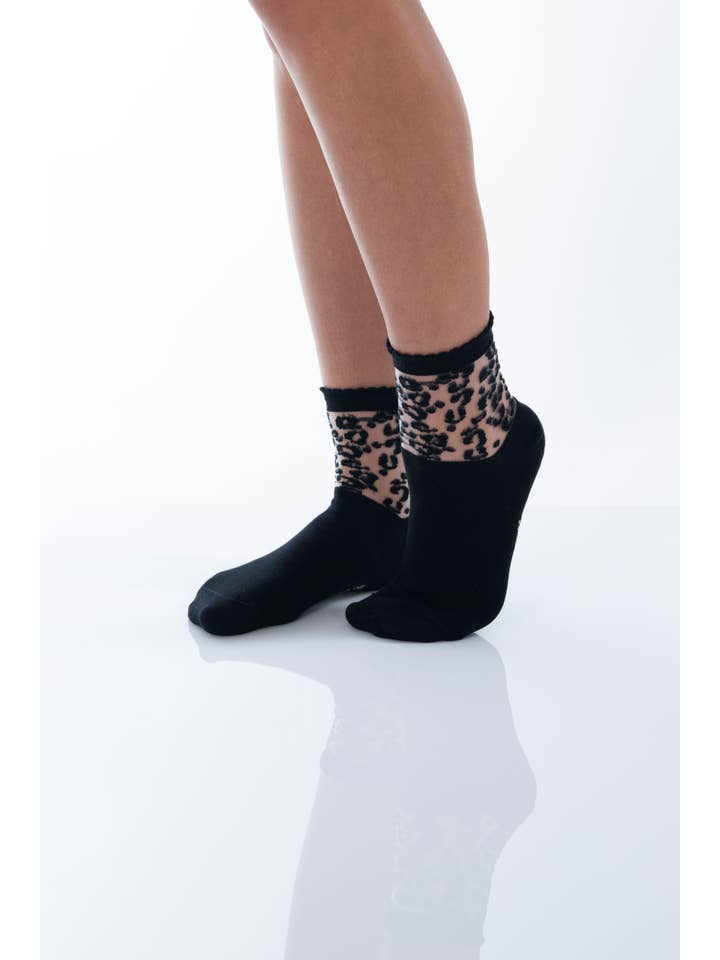 JOSY - black for wholesale on Faire2