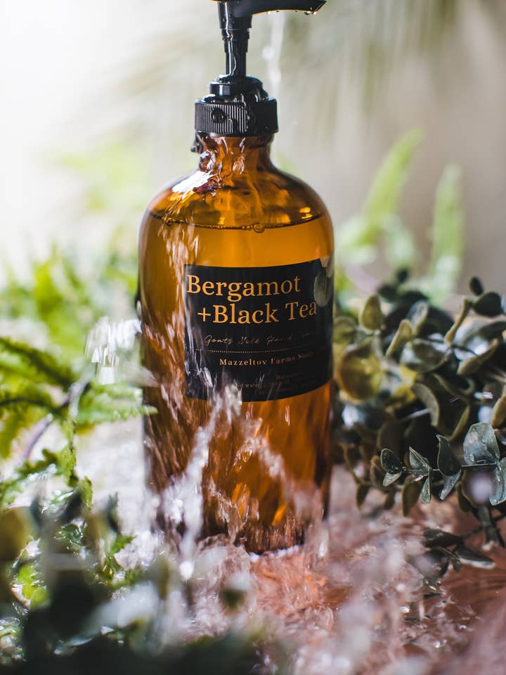 Bergamote + Thé Noir - Savon Liquide pour les Mains 473 ml pour la vente par Mazzeltov Farms Soap Co.