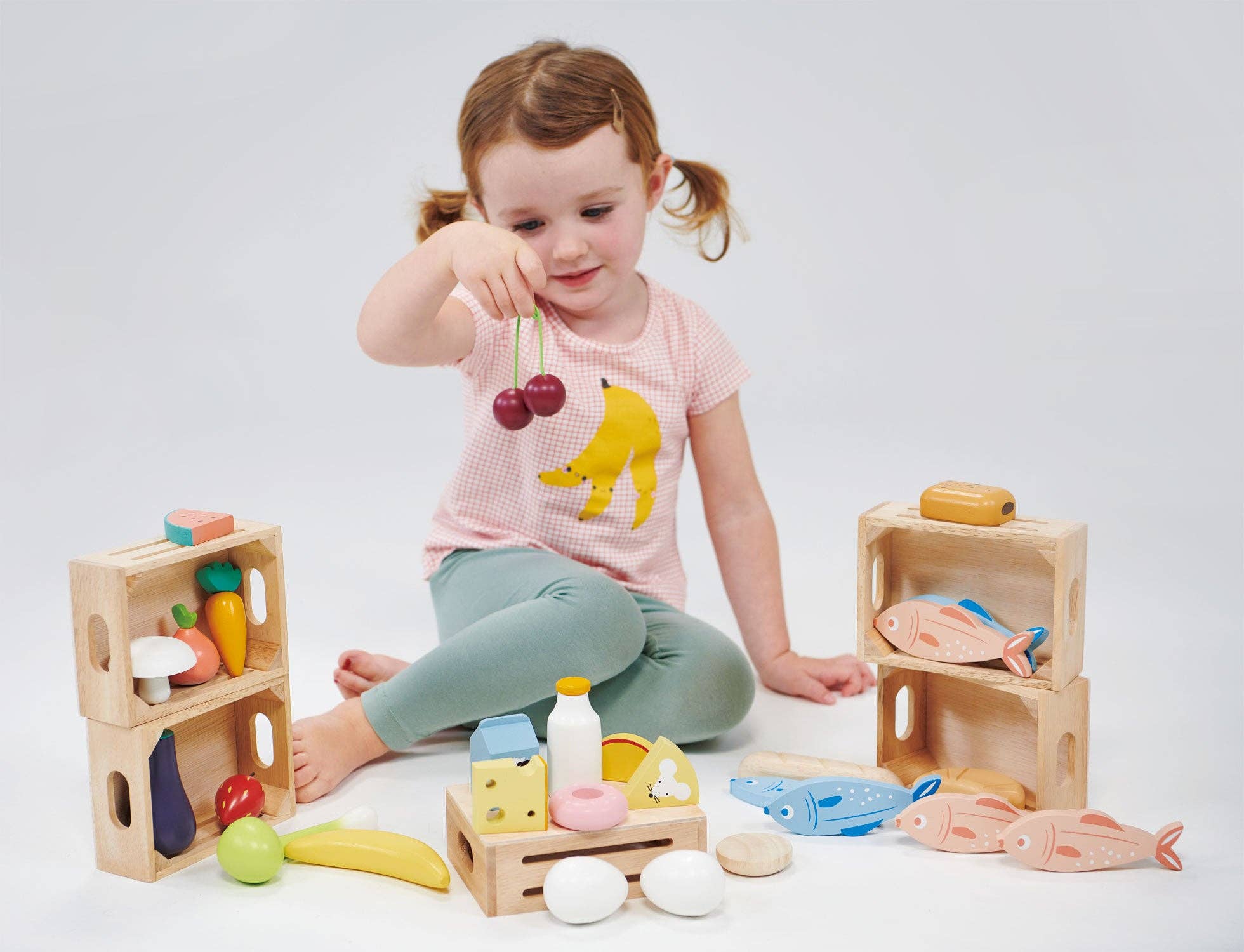 Mentari Toys - Wholesale Wood Toy - Kids - Kids' Dairy Crate Wood Toy with Eggs, Milk, and Cheese4