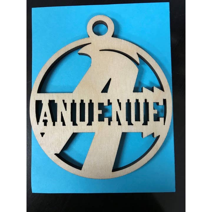 Ornement Anuenue pour la vente par Aloha Cuts