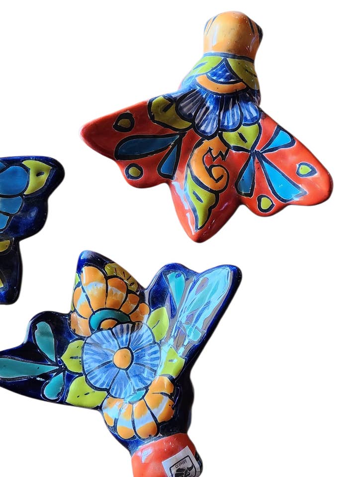 Assorted talavera bees for wholesale by Luises Perez Imports LLC