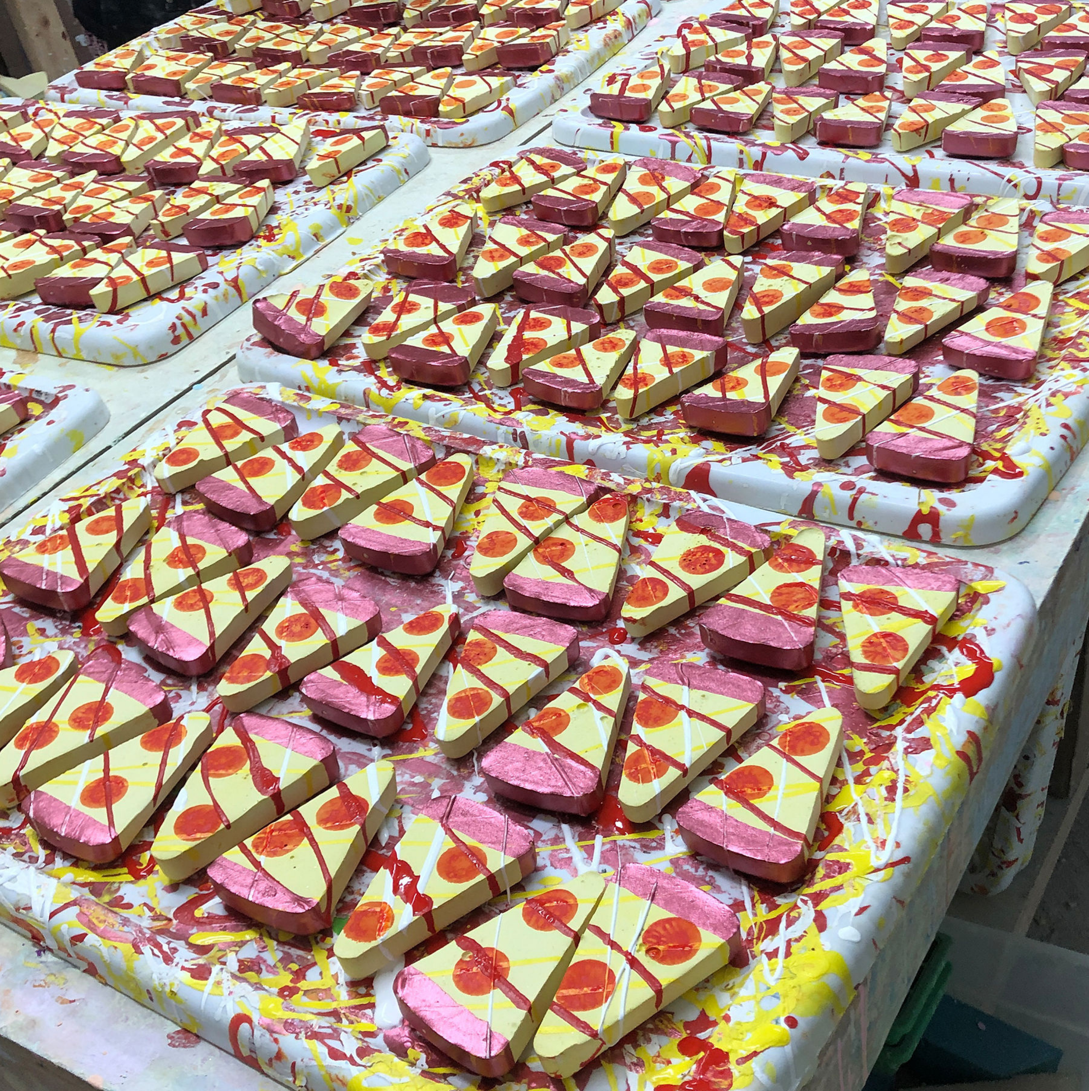 TWEE made for little hands - Wholesale Chalk - UNCOMMON PIZZA | TWEE HANDMADE SIDEWALK CHALK4